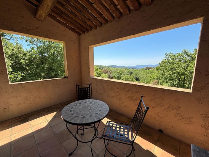 Image No.18-4 Bed House for sale