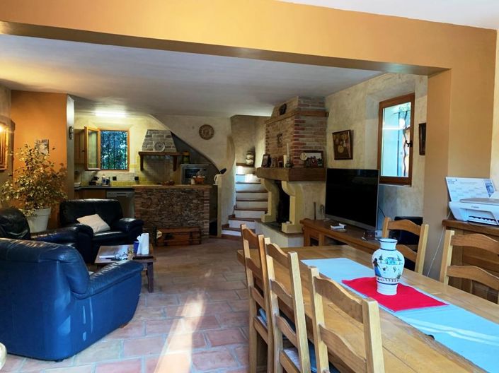 Image No.5-3 Bed House for sale