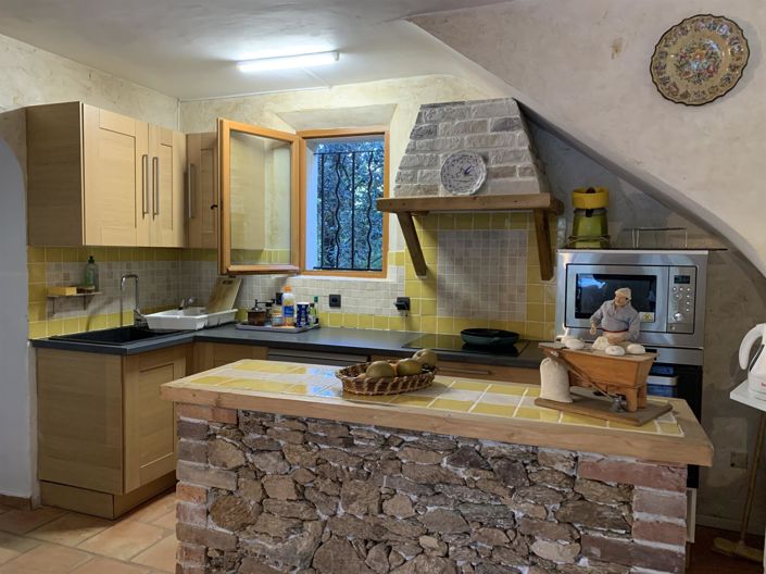 Image No.6-3 Bed House for sale