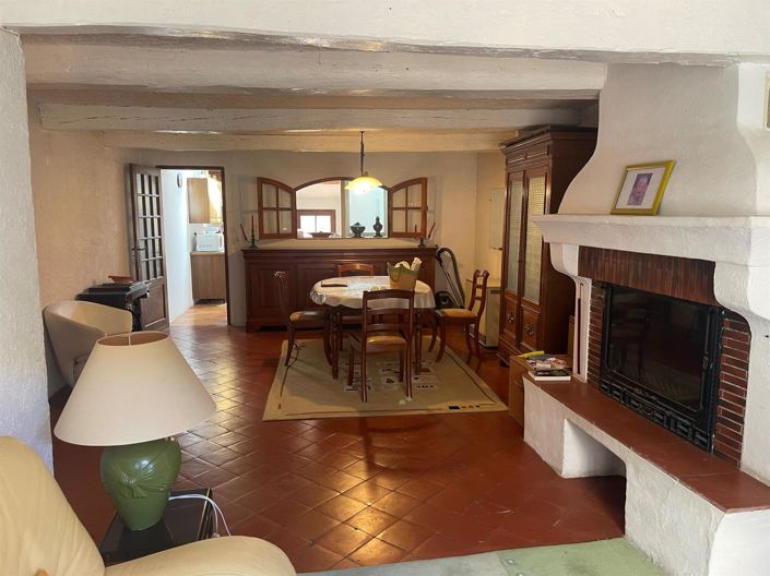 Image No.2-3 Bed House for sale