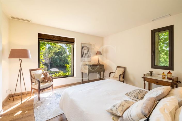 Image No.22-6 Bed House for sale