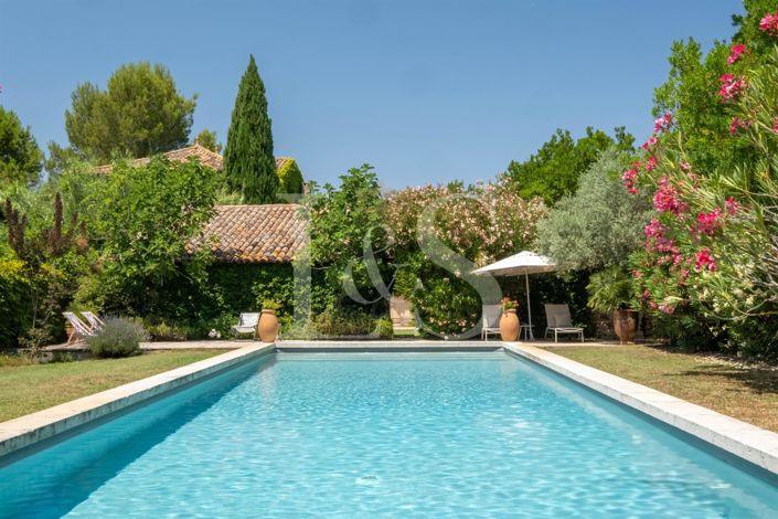 Image No.6-Maison de 6 chambres à vendre à Pernes-les-Fontaines