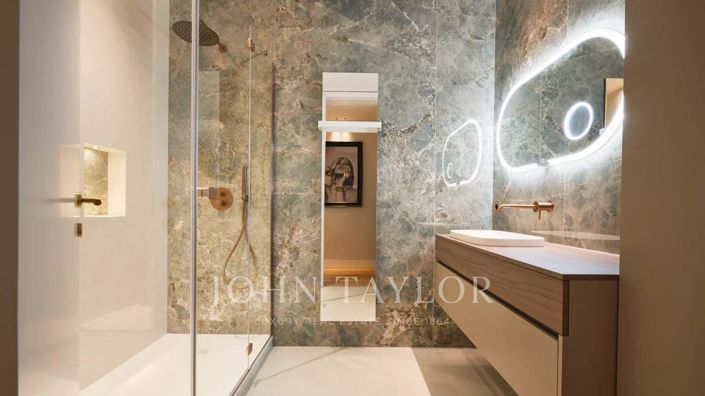 Image No.19-3 Bed Apartment for sale