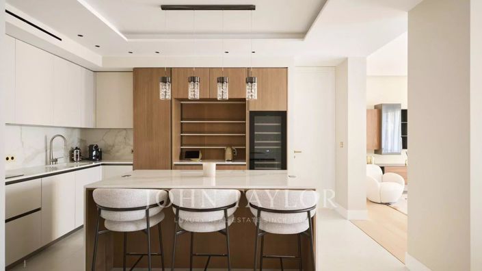 Image No.9-3 Bed Apartment for sale