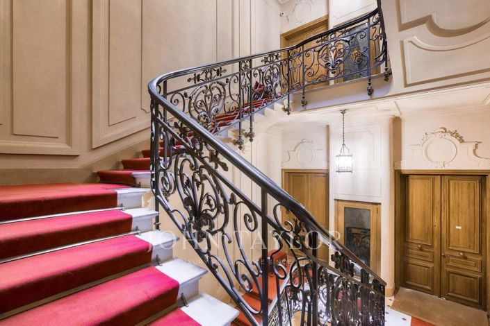 Image No.14-4 Bed Apartment for sale