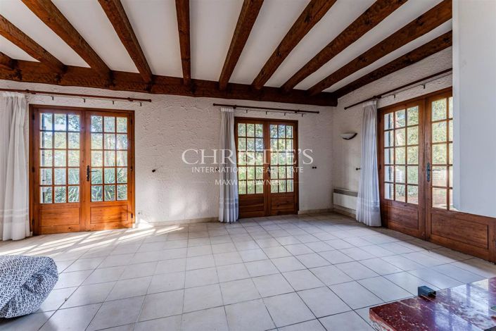 Image No.8-3 Bed House for sale