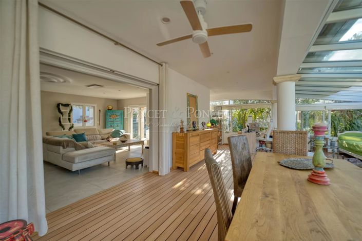 Image No.3-4 Bed House for sale