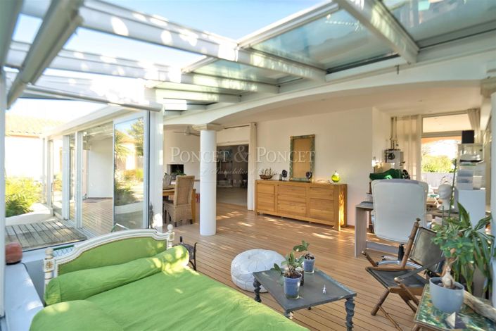 Image No.9-4 Bed House for sale