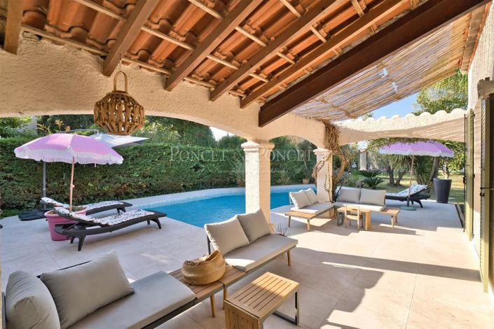 Image No.2-4 Bed House for sale