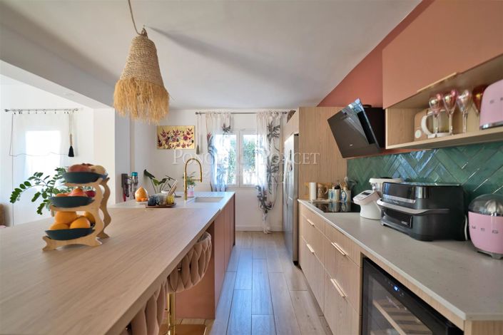 Image No.5-4 Bed House for sale