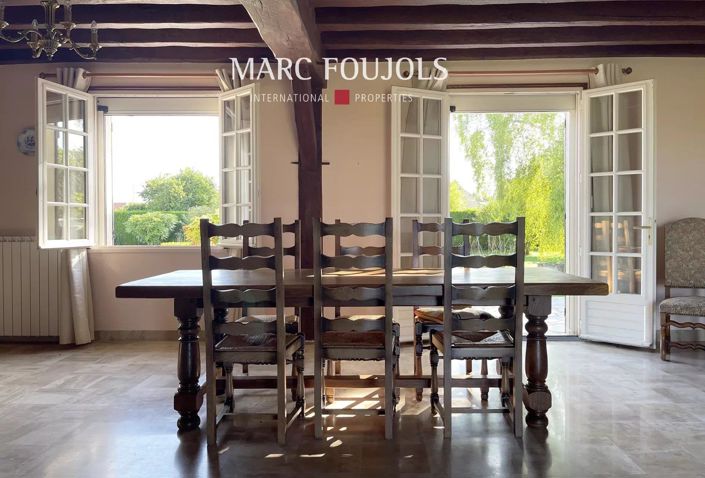 Image No.10-3 Bed House for sale