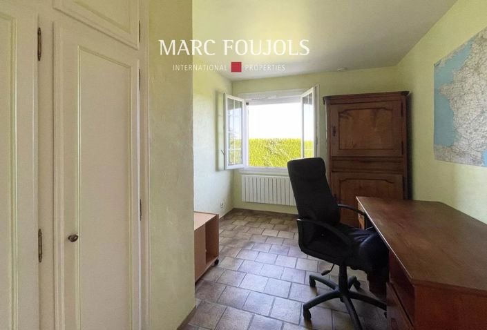 Image No.15-3 Bed House for sale