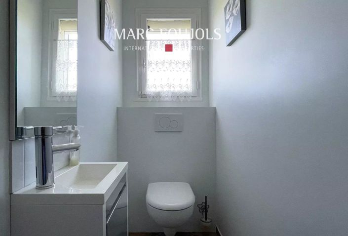 Image No.19-3 Bed House for sale