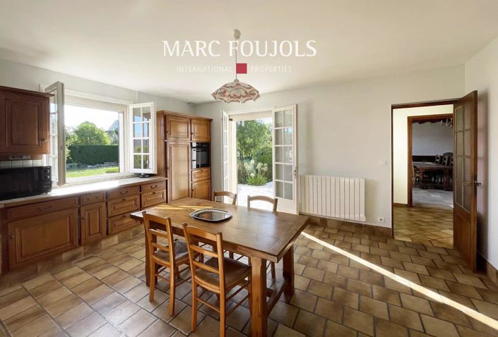 Image No.8-3 Bed House for sale