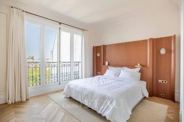 Image No.9-3 Bed Apartment for sale