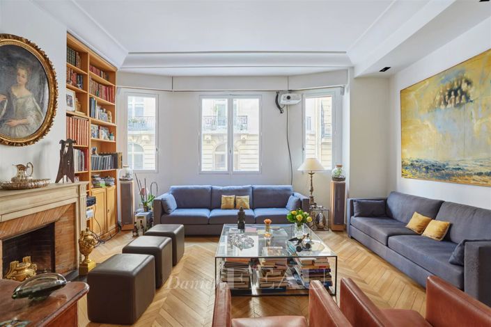 Image No.2-4 Bed Apartment for sale