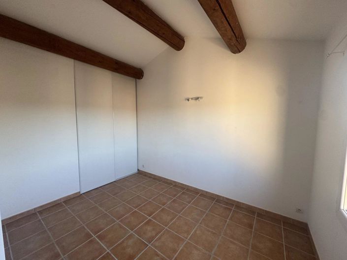 Image No.9-3 Bed House for sale