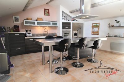 aai21a2h55mk1uj33