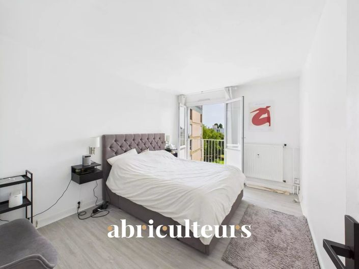 Image No.7-Apartment for sale