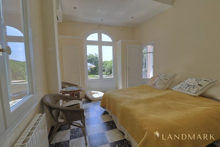 Image No.7-4 Bed House for sale