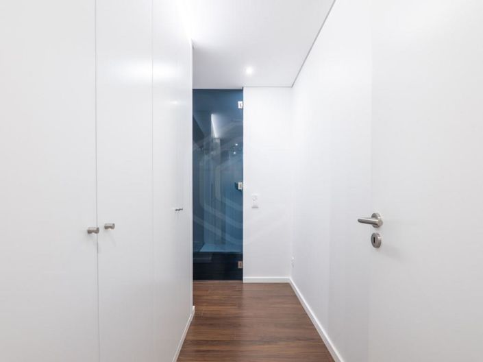 Image No.11-3 Bed Apartment for sale