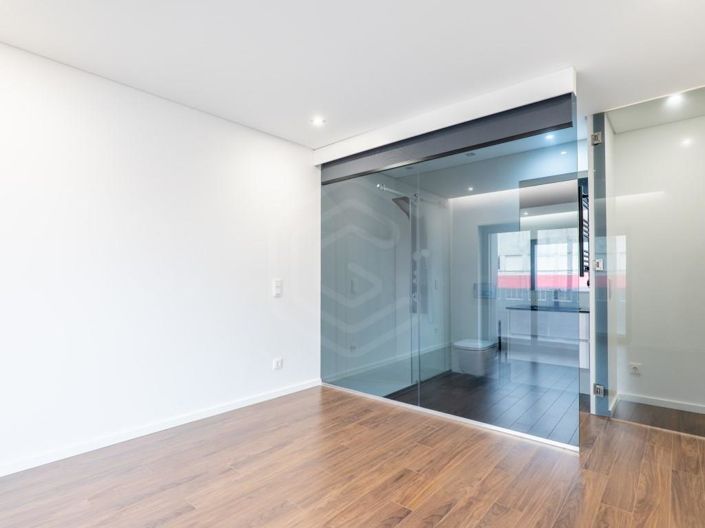 Image No.15-3 Bed Apartment for sale