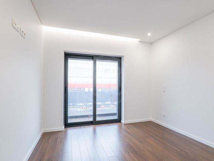 Image No.19-3 Bed Apartment for sale