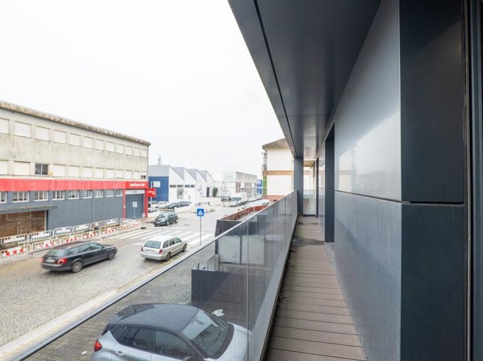 Image No.24-3 Bed Apartment for sale