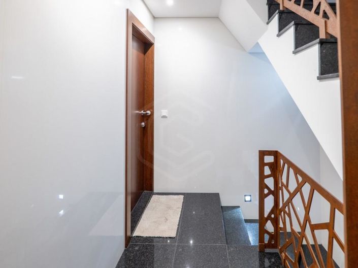 Image No.26-3 Bed Apartment for sale