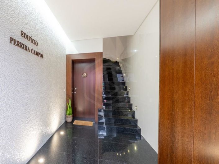 Image No.27-3 Bed Apartment for sale