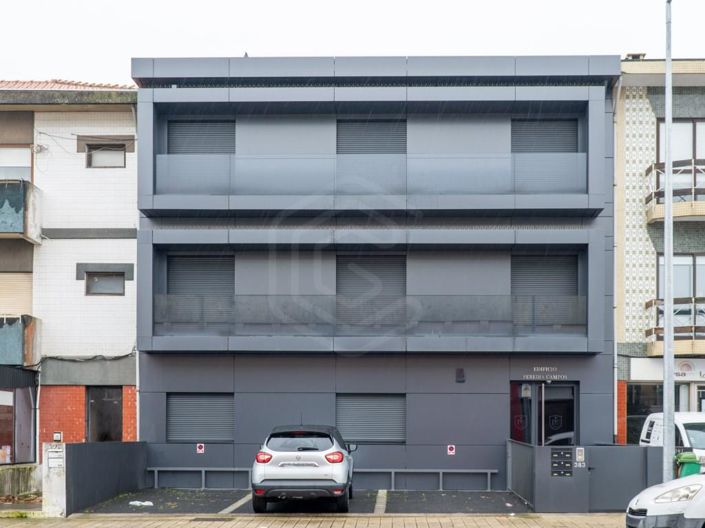 Image No.28-3 Bed Apartment for sale