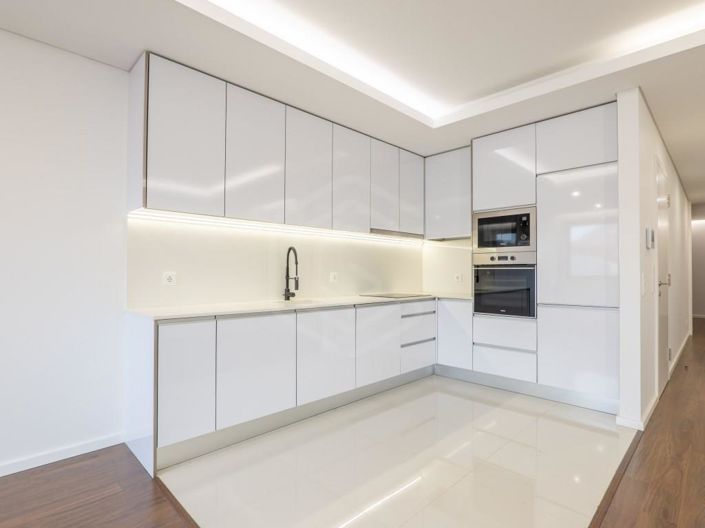 Image No.3-3 Bed Apartment for sale