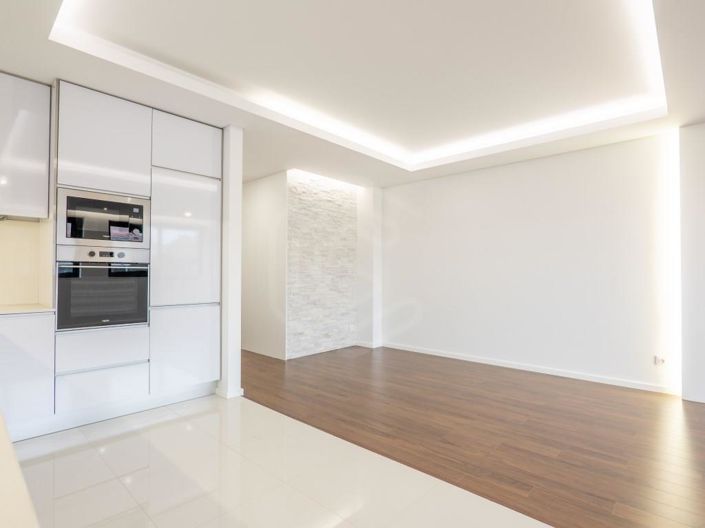 Image No.6-3 Bed Apartment for sale