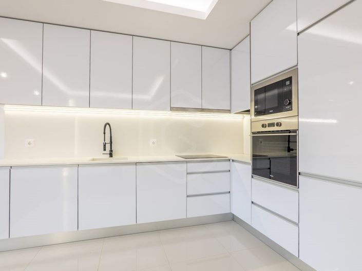 Image No.8-Appartement de 3 chambres à vendre à Porto