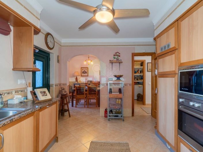 Image No.21-3 Bed House for sale