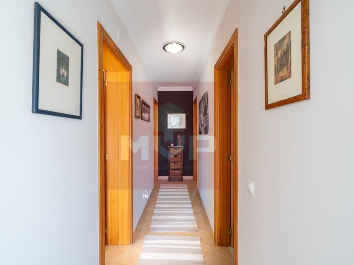 Image No.32-3 Bed House for sale