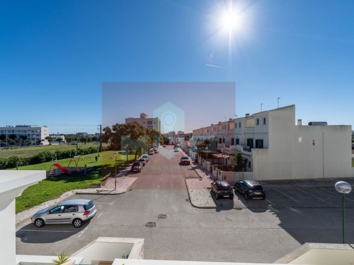 Image No.39-3 Bed House for sale