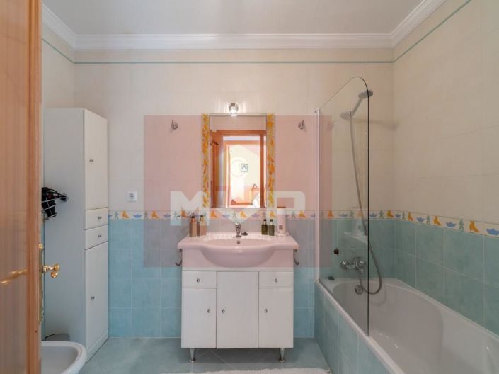 Image No.40-3 Bed House for sale