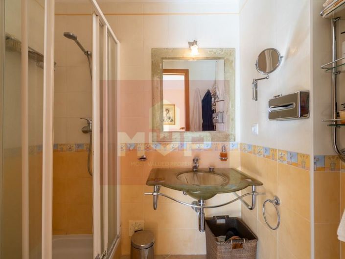 Image No.46-3 Bed House for sale