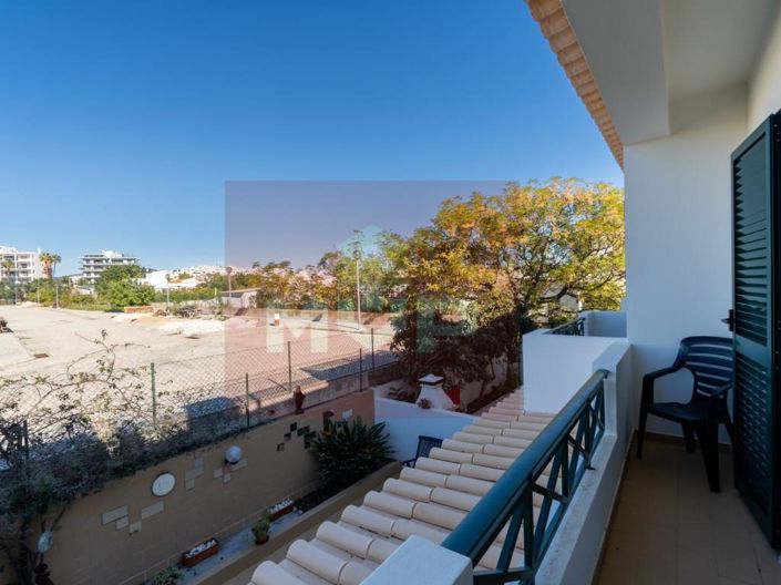 Image No.52-3 Bed House for sale