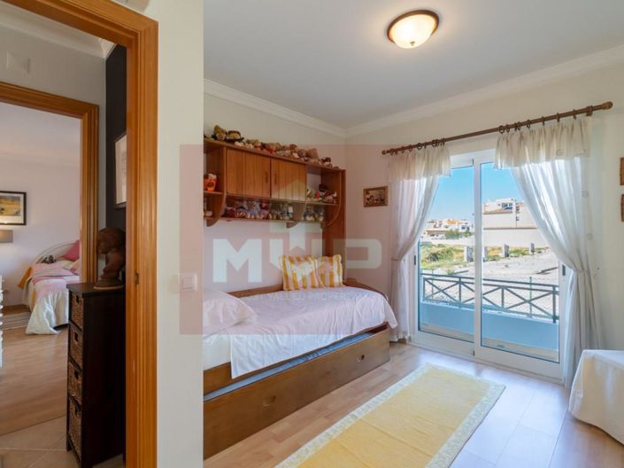 Image No.54-3 Bed House for sale