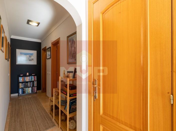 Image No.7-3 Bed House for sale