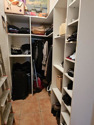 Image No.17-3 Bed Apartment for sale