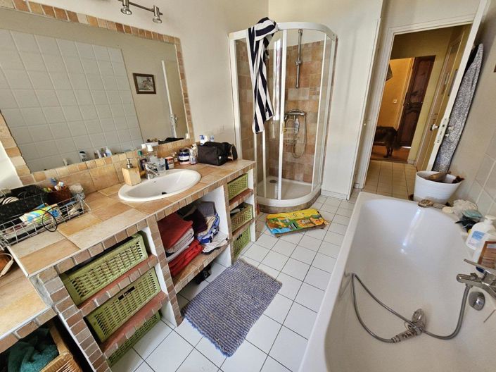 Image No.7-3 Bed Apartment for sale