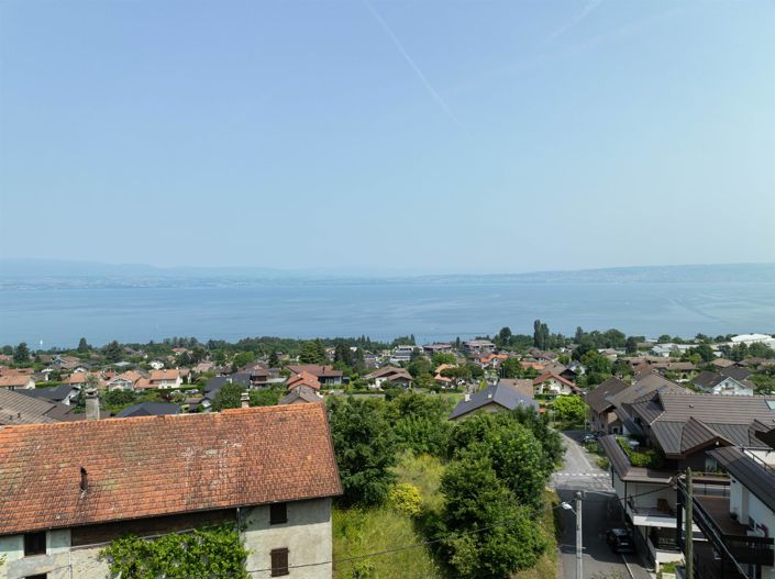 Image No.3-3 Bed Property for sale