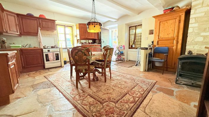 Image No.3-3 Bed House for sale