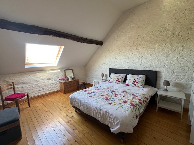 Image No.18-5 Bed House for sale
