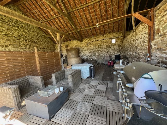 Image No.36-5 Bed House for sale
