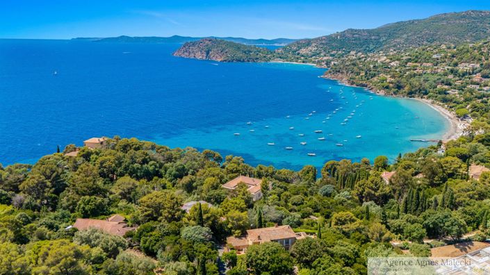 Image No.2-7 Bed House for sale