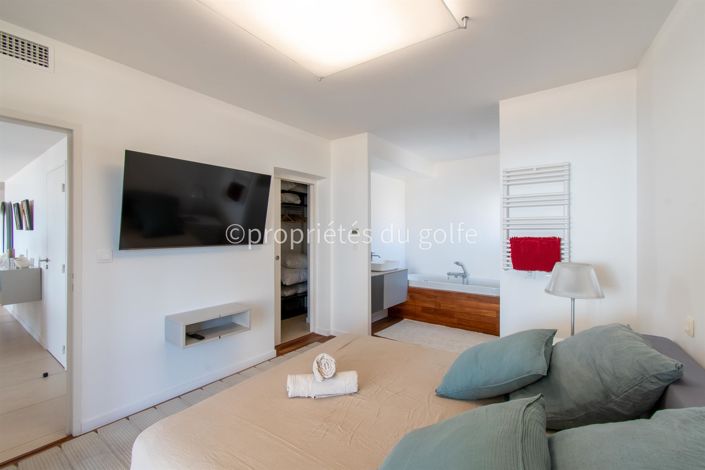 Image No.13-4 Bed Apartment for sale